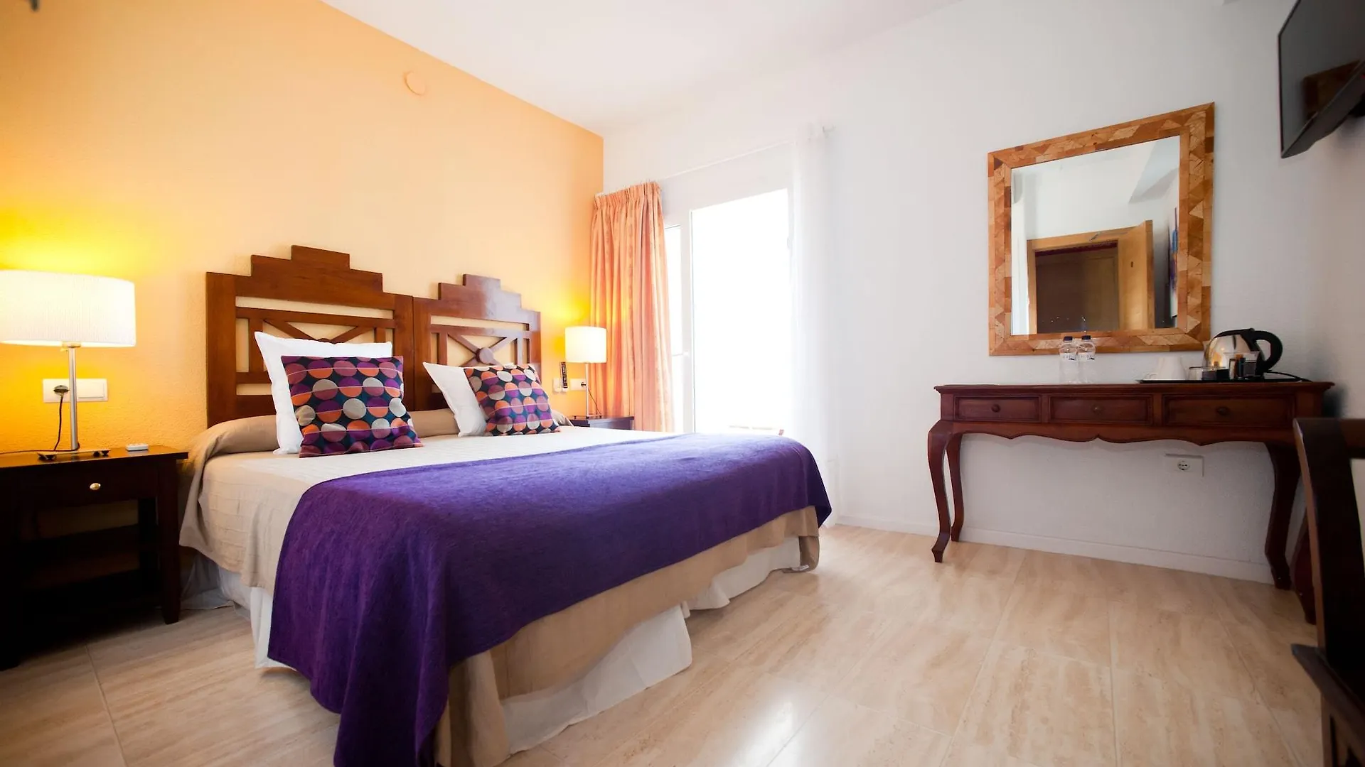 **  Hotel Boutique Las Arenas Es Cana Ισπανία
